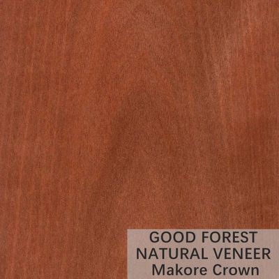 A coroa de madeira natural do folheado de Makore da cor cortou o serviço personalizado grão