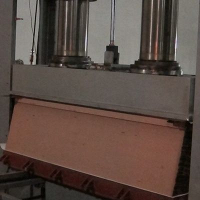 Ebony Wood Veneer projetado composto reconstituído H408 3100mm para o armário