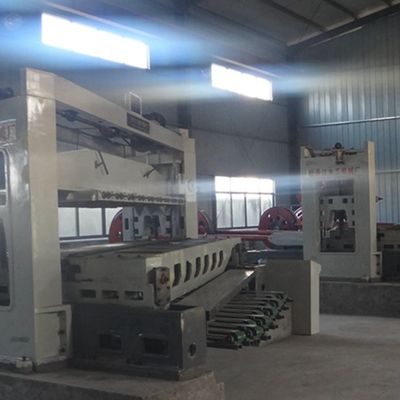 Corte em fatias reconstituído de madeira de carvalho prateado Veneer comprimento 2500-3100mm pode ser personalizado para revestimento de parede