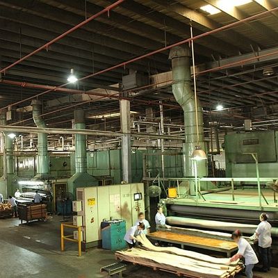 Madeira Natural de Ceniça Branca Veneer Quarter Cut Correto Correto Duração 2050-3200mm Para Móveis E Portas