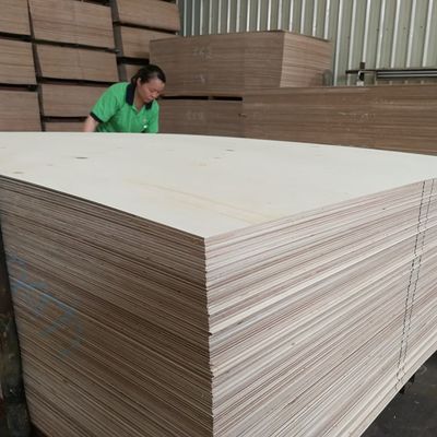 Folheado baseado 2440x1220mm da madeira de Makore do painel do MDF da base/placa do cartão/partícula