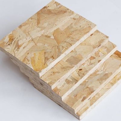 OSB2 Três camadas com pinho radiata 2745mm comprimento para painel de carga