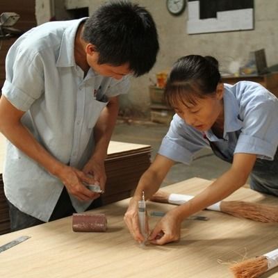 Sapele de prata Pommele Veneer de madeira de engenharia personalizado para o rosto do gabinete