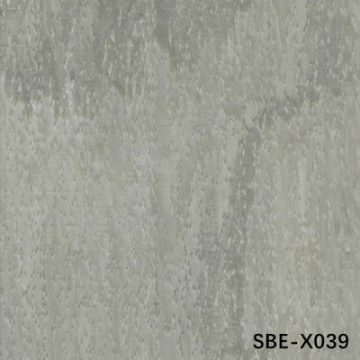 Cores cinzentas 0,30 mm Espessura revestimento de madeira de engenharia para portas interiores