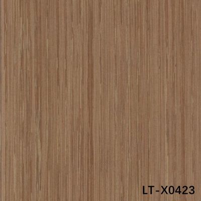 Veneer de madeira reconstituído, corte em fatias de madeira cinza reta, de espessura de 0,15 a 0,55 mm, tamanho padrão de 2 * 8 polegadas para pele de porta
