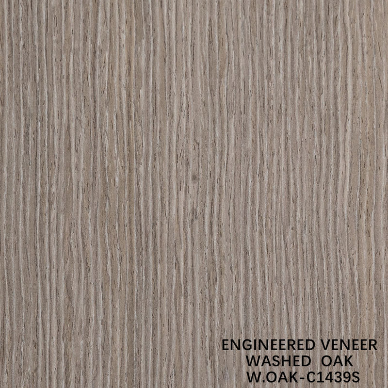 Técnicas de corte de fatias de madeira de carvalho lavadas e reconstituídas Grão vertical Tamanho padrão 2500 * 640mm Quadro decorativo interior