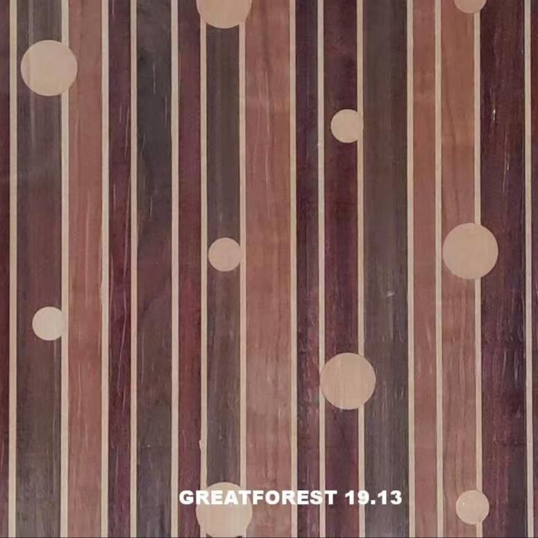 Artesanato Parquet de madeira Veneer Collage Simétrico Padrão Geométrico Rico em Cores Pintura de madeira 0,55mm